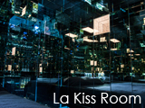 Culture Divine - La Kiss Room, One-Bedroom Installation - 3e Arrondissement